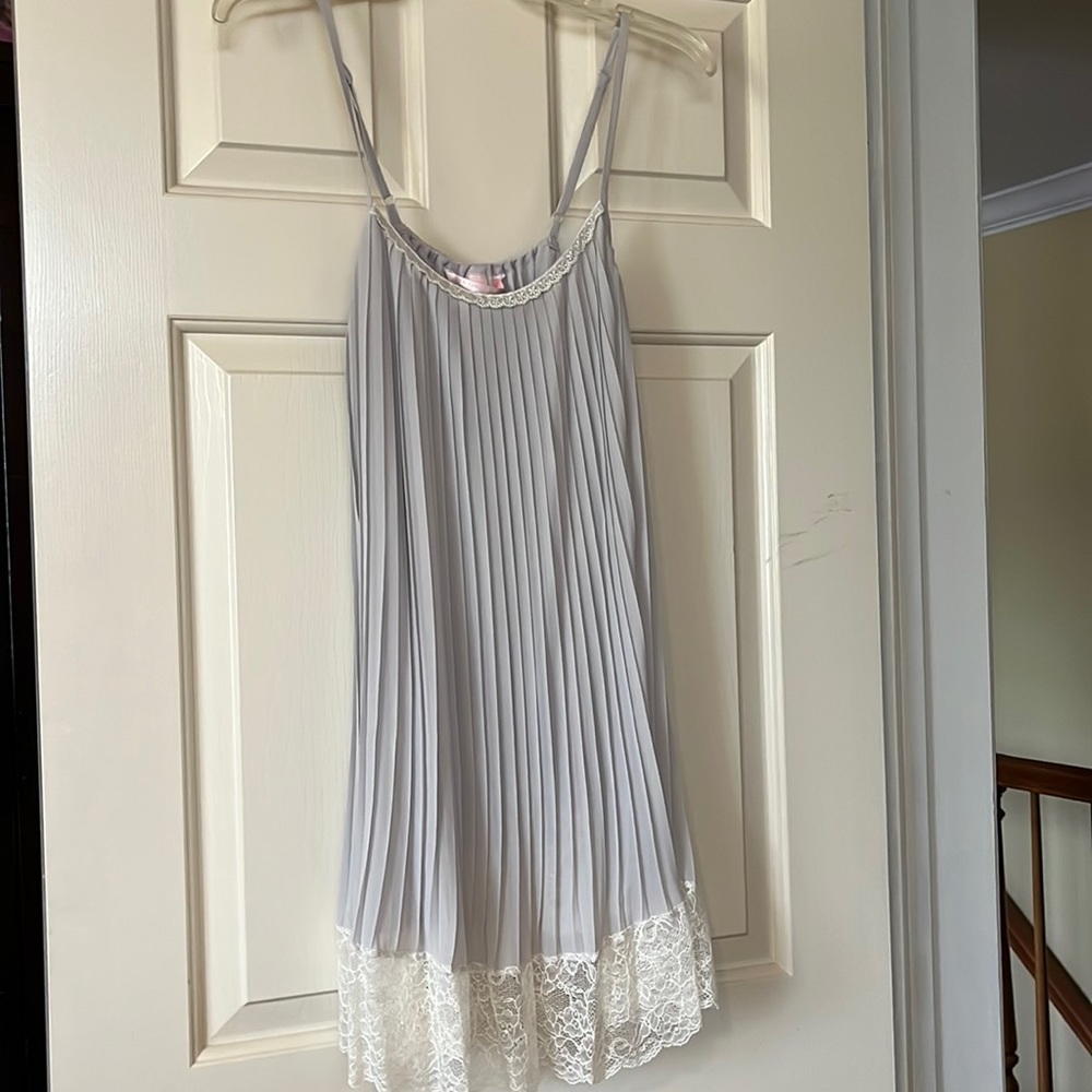 2 piece lingerie. Baby doll size M/L; robe size M